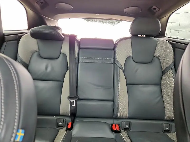 2021 VOLVO XC60 T5 R-DESIGN  