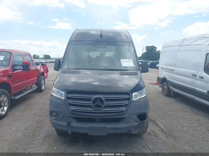 2022 MERCEDES-BENZ SPRINTER 2500 STANDARD ROOF I4 DIESEL