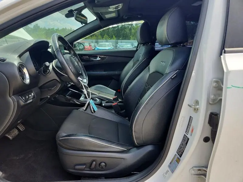 2021 KIA FORTE GT LINE  