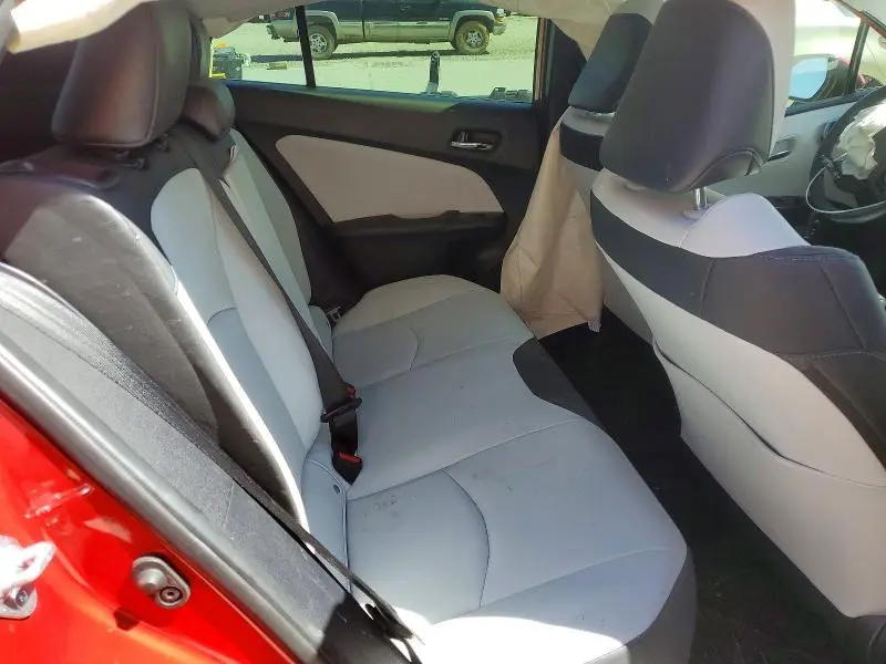 2021 TOYOTA PRIUS XLE AWD-E  