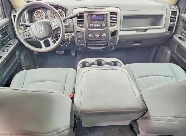 2013 RAM 1500 ST  