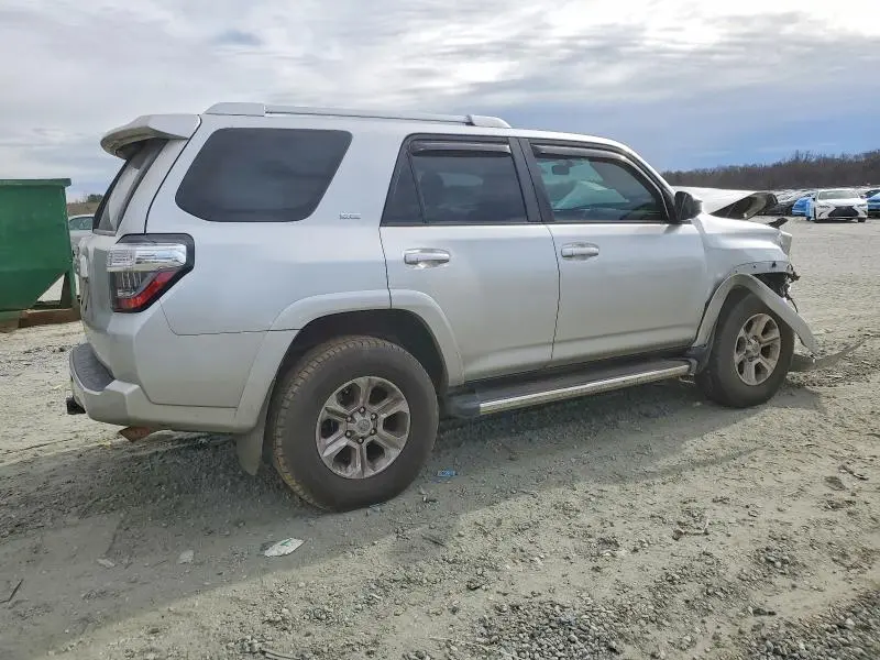 2014 TOYOTA 4RUNNER SR5  