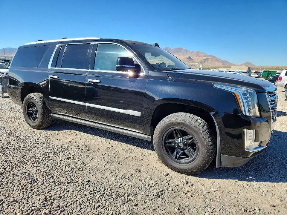 2017 CADILLAC ESCALADE ESV PLATINUM  