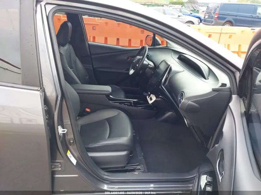 2018 TOYOTA PRIUS FOUR TOURING