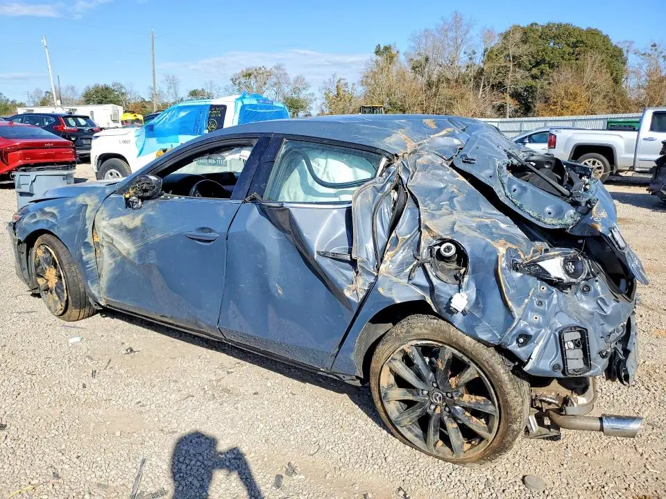 2019 MAZDA 3 PREMIUM  