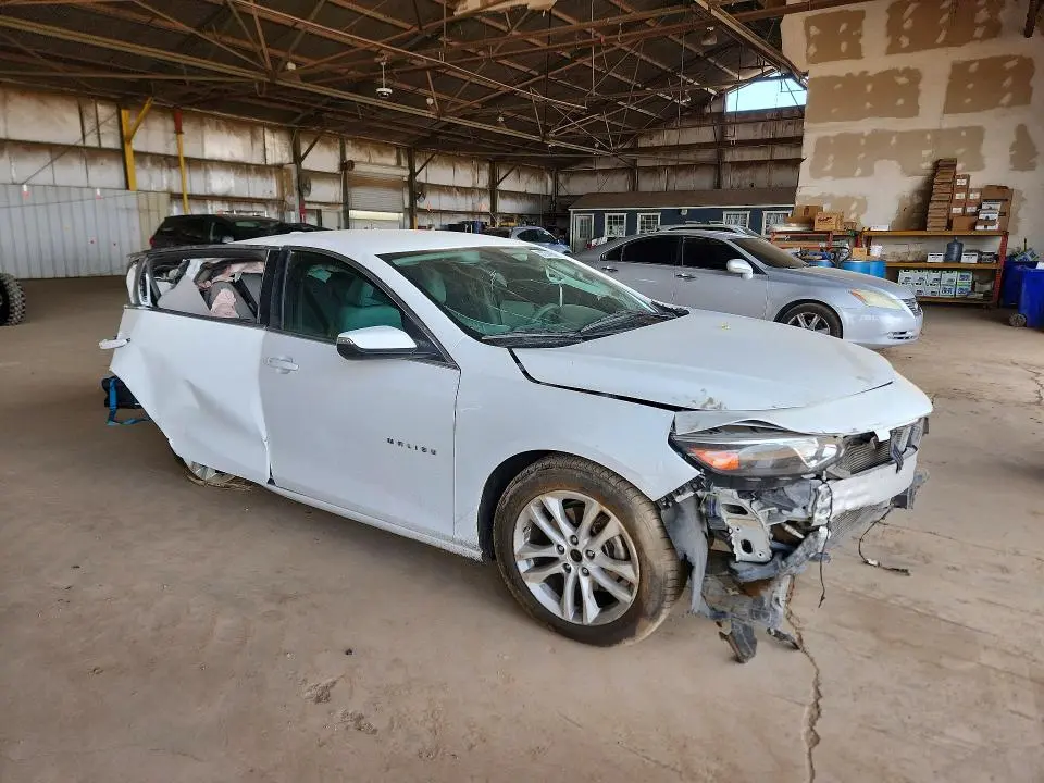 2017 CHEVROLET MALIBU LT  