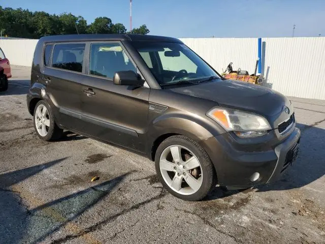 2011 KIA SOUL +  