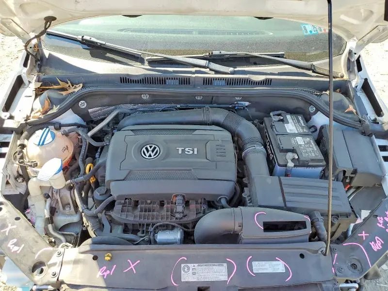 2016 VOLKSWAGEN JETTA SPORT  