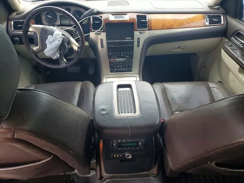 2011 CADILLAC ESCALADE ESV PLATINUM  