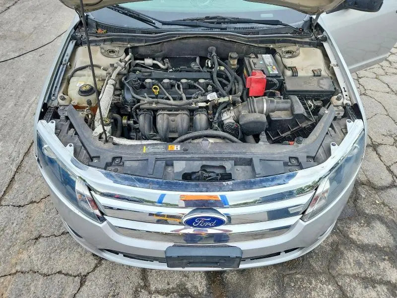 2010 FORD FUSION S  