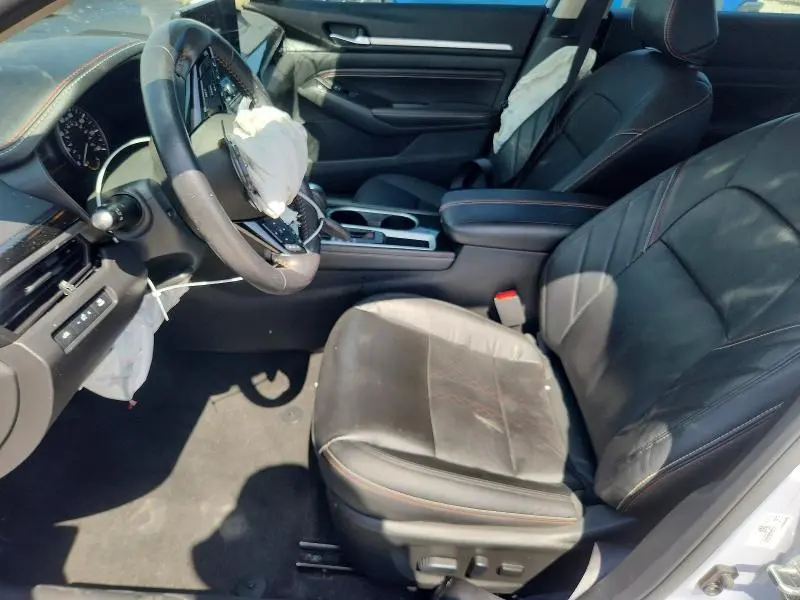 2023 NISSAN ALTIMA SR  