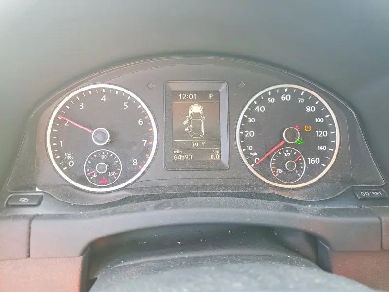 2012 VOLKSWAGEN TIGUAN S  