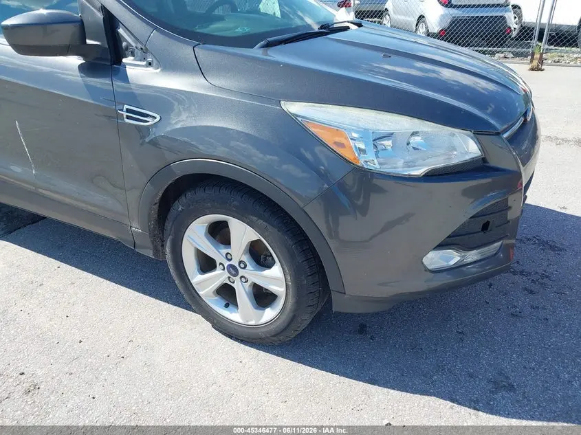 2015 FORD ESCAPE SE