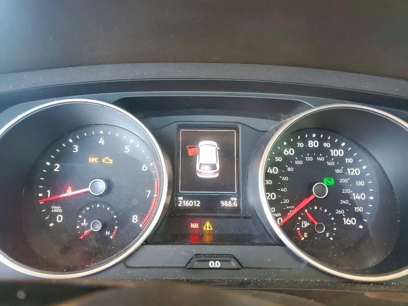 2020 VOLKSWAGEN TIGUAN SE  