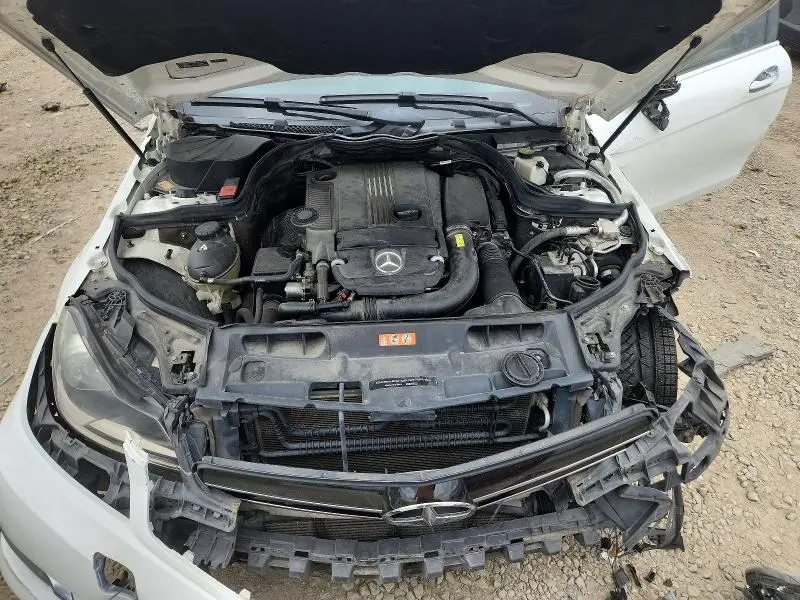 2015 MERCEDES-BENZ C 250  