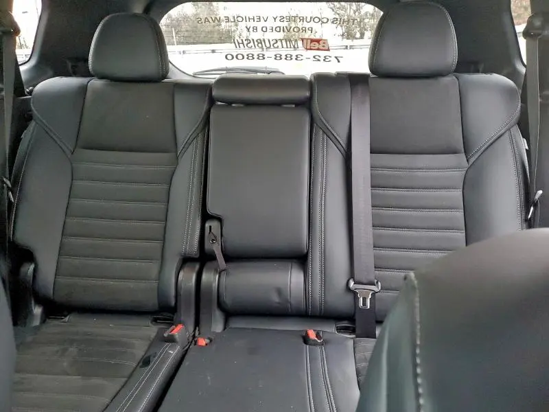2025 MITSUBISHI OUTLANDER SE  