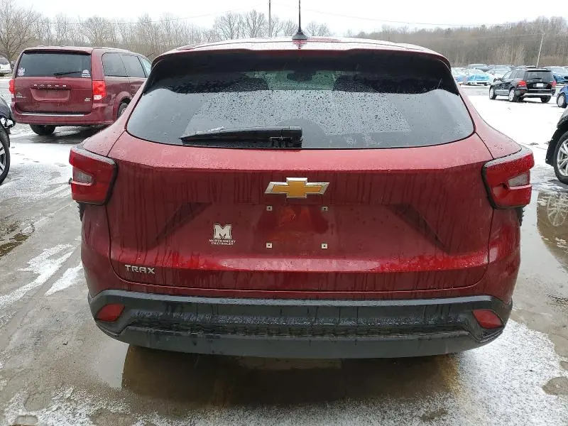 2024 CHEVROLET TRAX LS  
