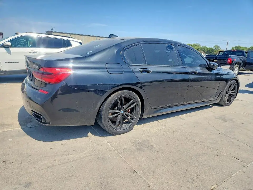 2019 BMW 750 XI  