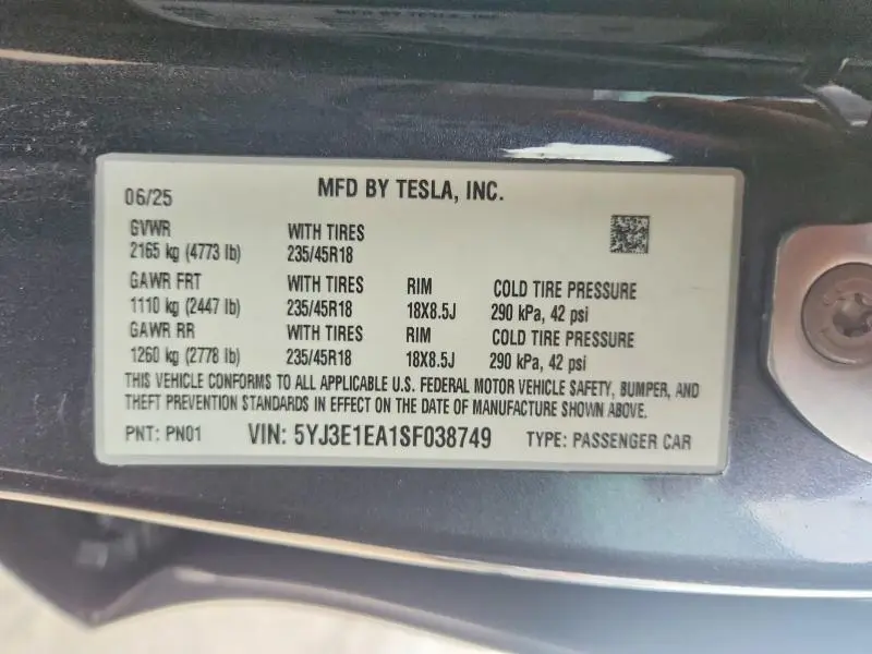 2025 TESLA MODEL 3   