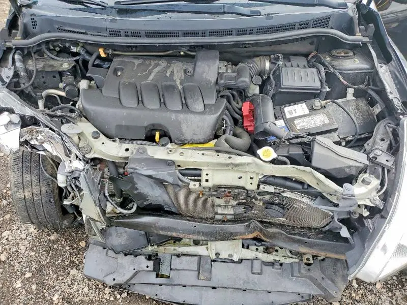 2011 NISSAN VERSA   