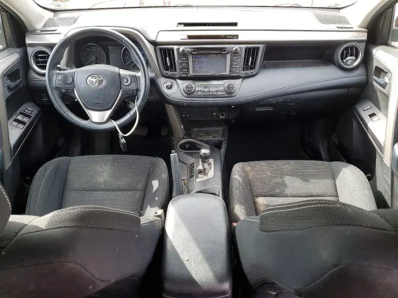 2018 TOYOTA RAV4 XLE  