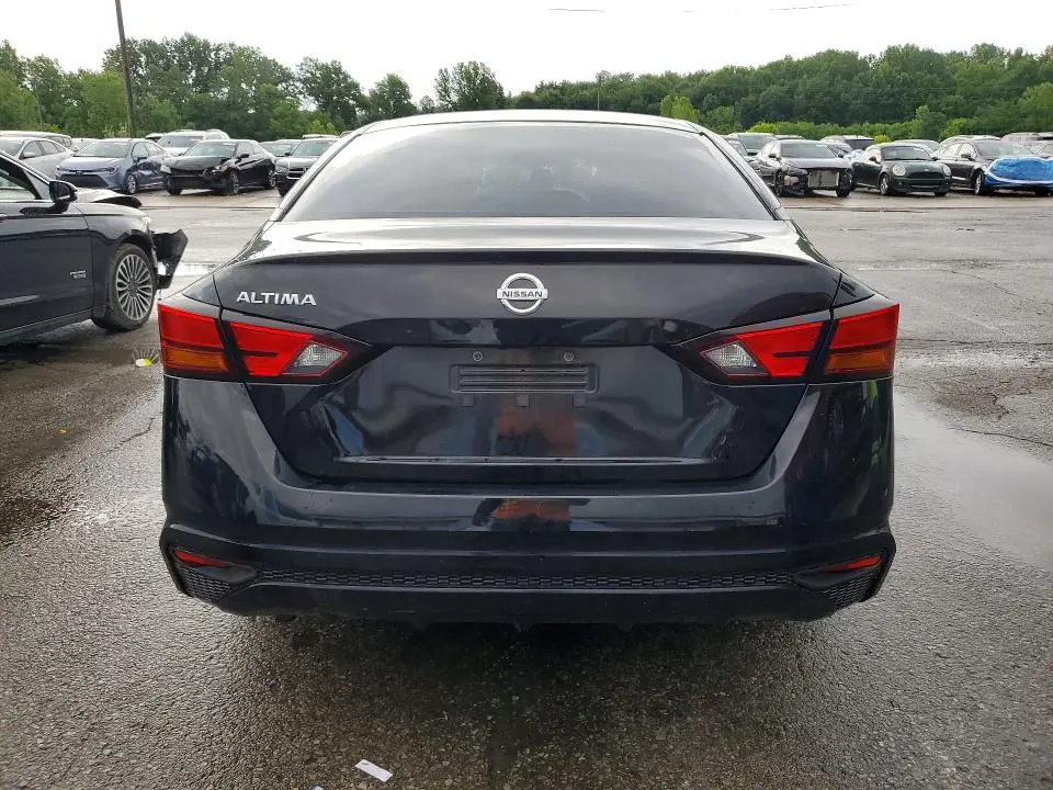 2022 NISSAN ALTIMA S  