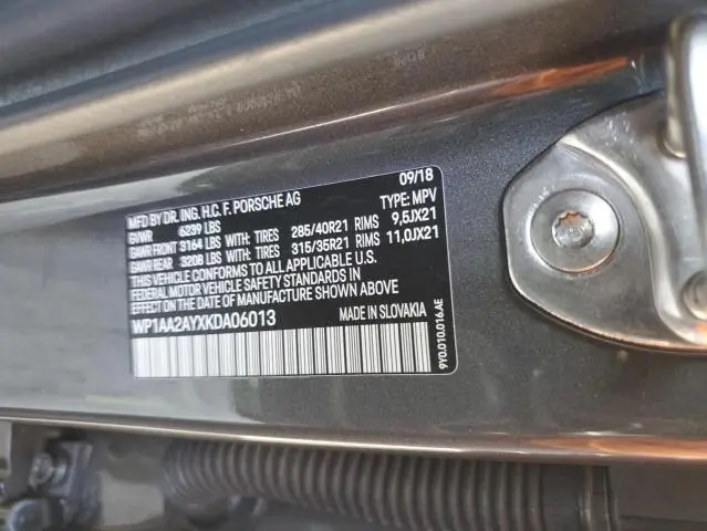 2019 PORSCHE CAYENNE   