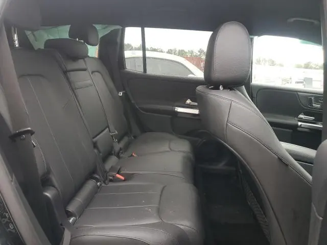 2024 MERCEDES-BENZ GLB 250  