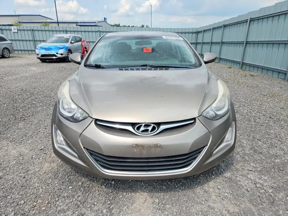 2014 HYUNDAI ELANTRA SE  
