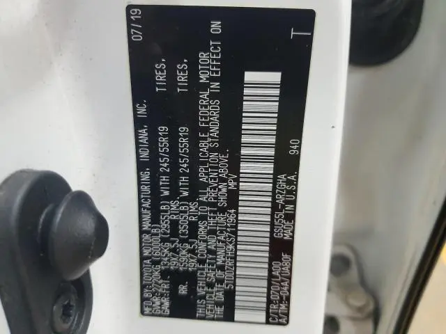 2019 TOYOTA HIGHLANDER LIMITED  