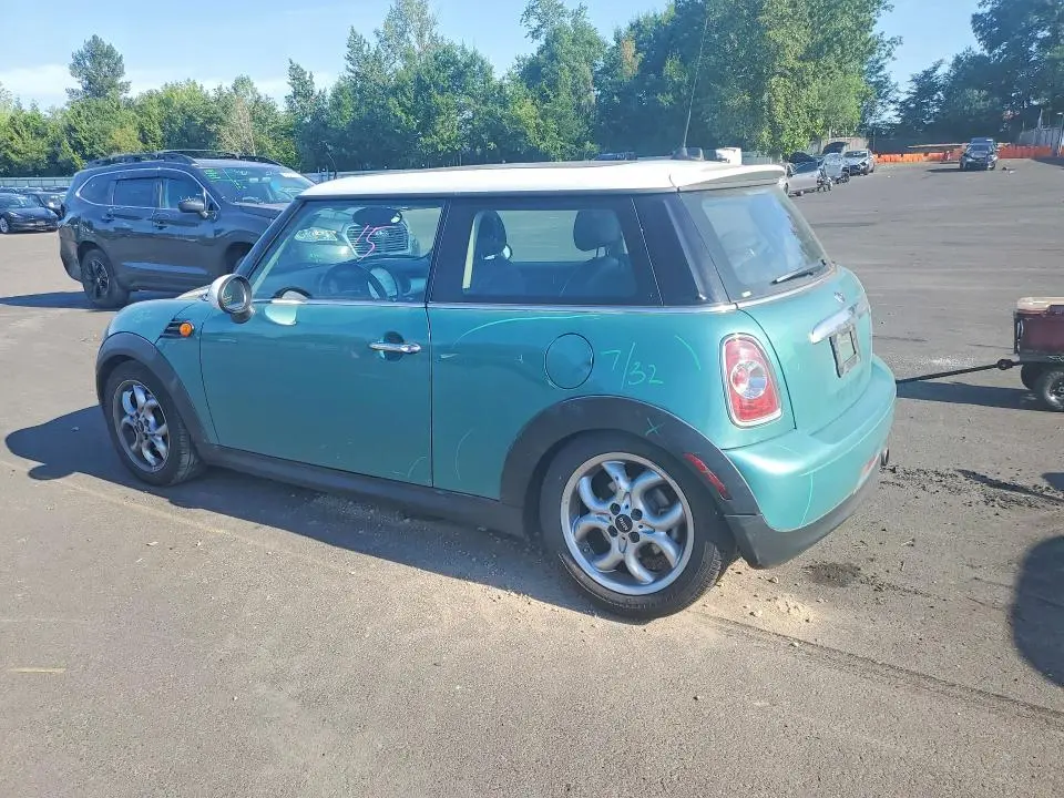 2012 MINI COOPER   