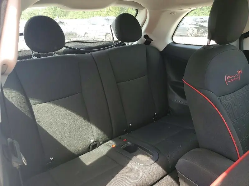 2024 FIAT 500 E RED  