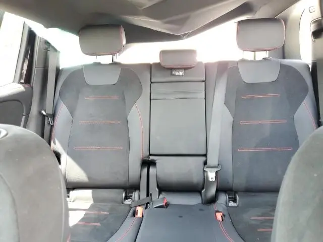 2025 MERCEDES-BENZ GLB 250  