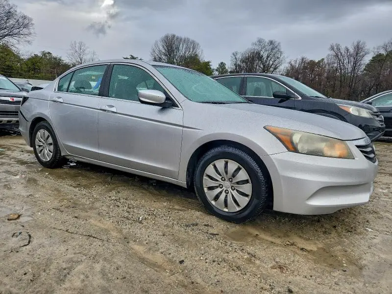 2011 HONDA ACCORD LX  