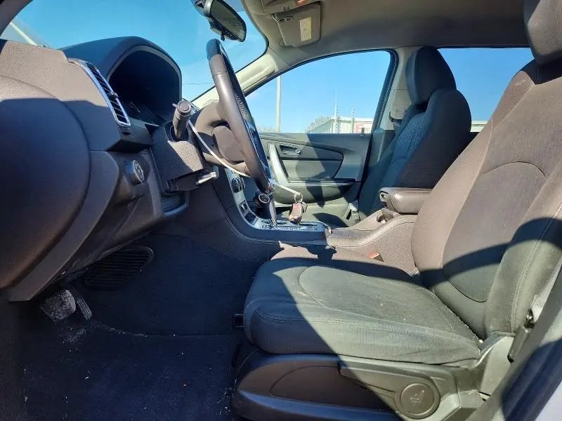 2012 GMC ACADIA SLE  