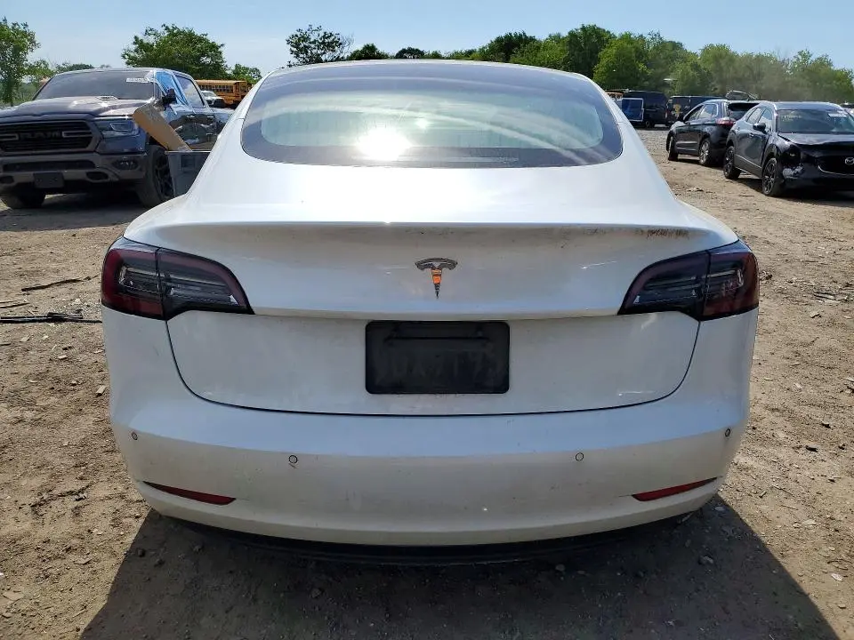 2019 TESLA MODEL 3   