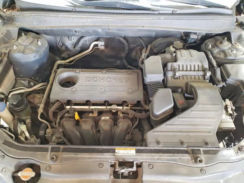 2012 HYUNDAI SANTA FE GLS  