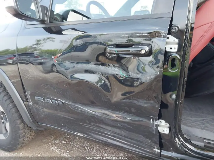 2020 RAM 1500 REBEL  4X4 5'7 BOX
