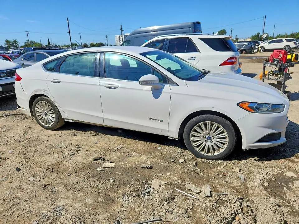 2015 FORD FUSION SE HYBRID  