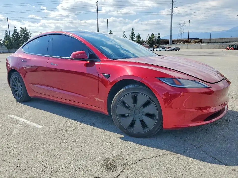 2025 TESLA MODEL 3   