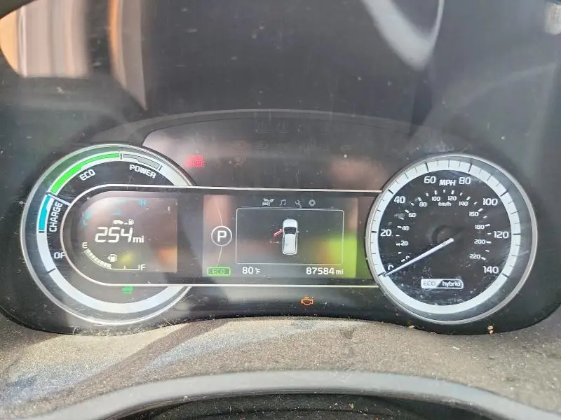 2017 KIA NIRO LX  
