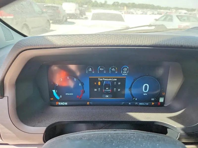 2024 FORD F150 XLT  