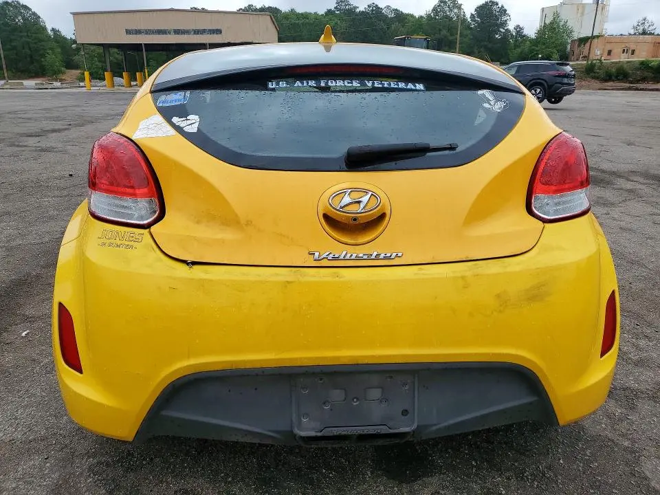 2016 HYUNDAI VELOSTER BASE  