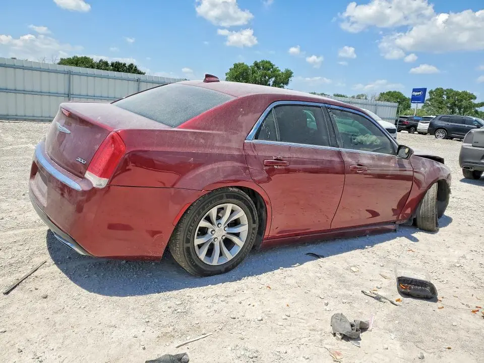 2016 CHRYSLER 300 LIMITED  