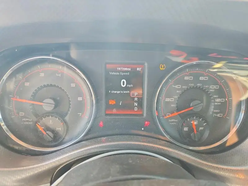 2012 DODGE CHARGER SE  