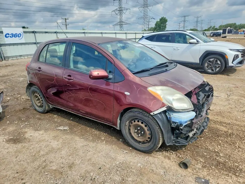 2010 TOYOTA YARIS BASE  