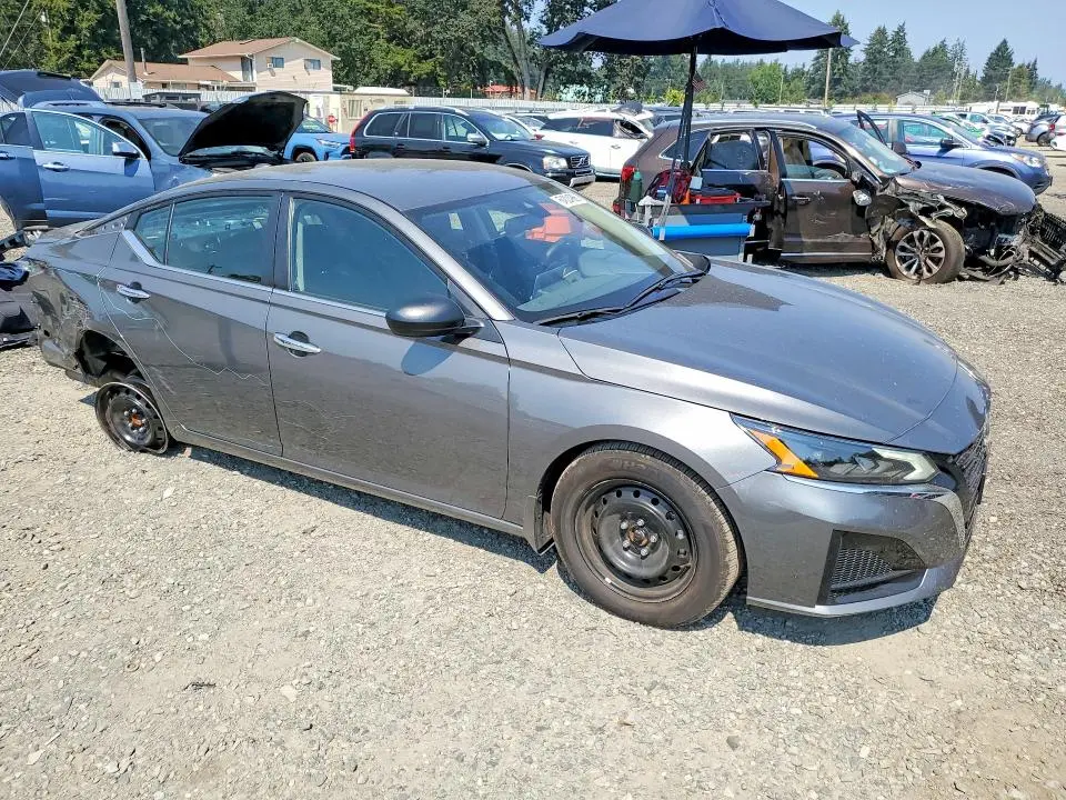 2025 NISSAN ALTIMA S  