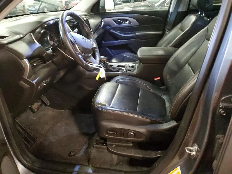 2021 CHEVROLET TRAVERSE LT  