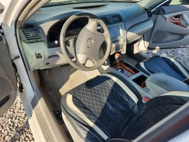 2011 TOYOTA CAMRY XLE  