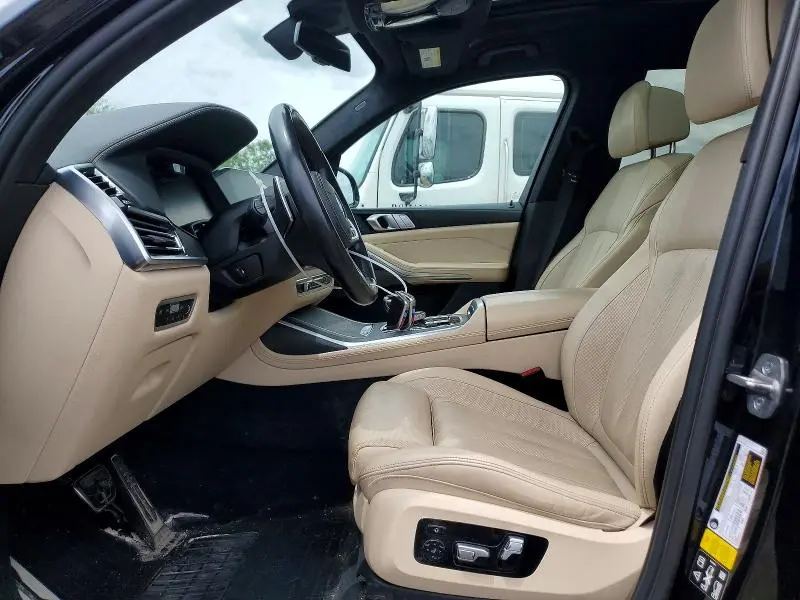 2022 BMW X7 M50I  